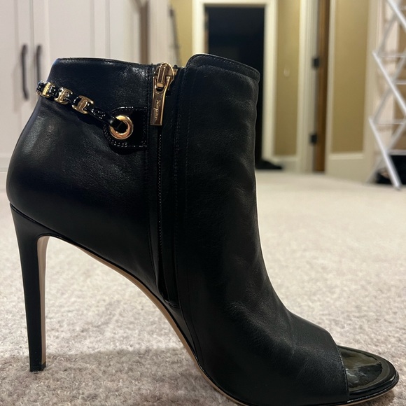 Ferragamo open toe bootie with back chain detail. - Picture 3 of 8